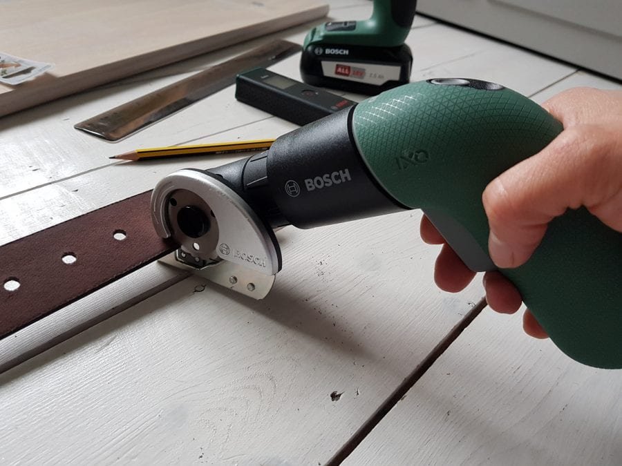 IXO screwdriver with cutter adaptor